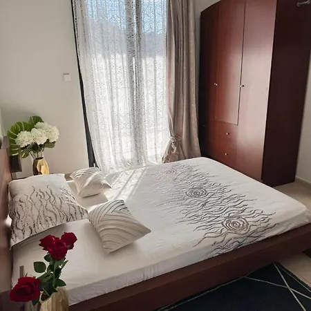 F & B Collection - Skiathos - Kanapitsa- Diamanti Kolios