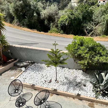 F & B Collection - Skiathos - Kanapitsa- Diamanti *