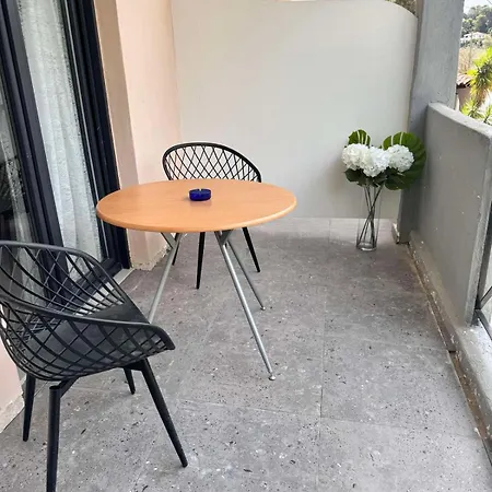 F & B Collection - Skiathos - Kanapitsa- Diamanti * Κολιός