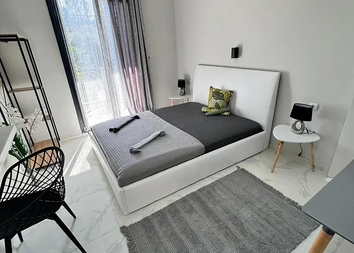 F & B Collection - Skiathos - Kanapitsa- Diamanti Apartamento Kolios