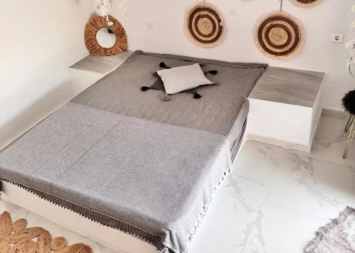 F & B Collection - Skiathos - Kanapitsa- Diamanti *