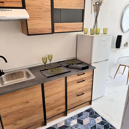 F & B Collection - Skiathos - Kanapitsa- Diamanti Apartment