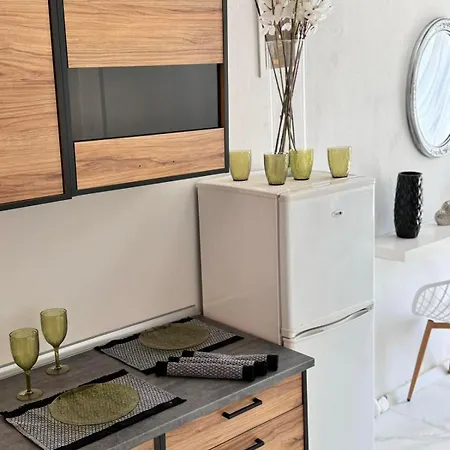 F & B Collection - Skiathos - Kanapitsa- Diamanti *