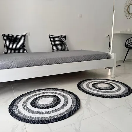 F & B Collection - Skiathos - Kanapitsa- Diamanti